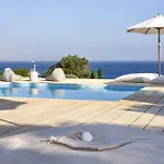Ekavi Filizi - Seaside Just Outside Of ナウサ