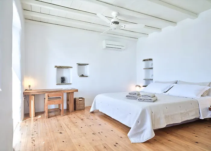 Ekavi Filizi - Seaside Just Outside Of